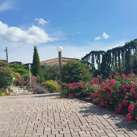 Bed & Breakfast Chambres D'hotes De La Lardeliere *